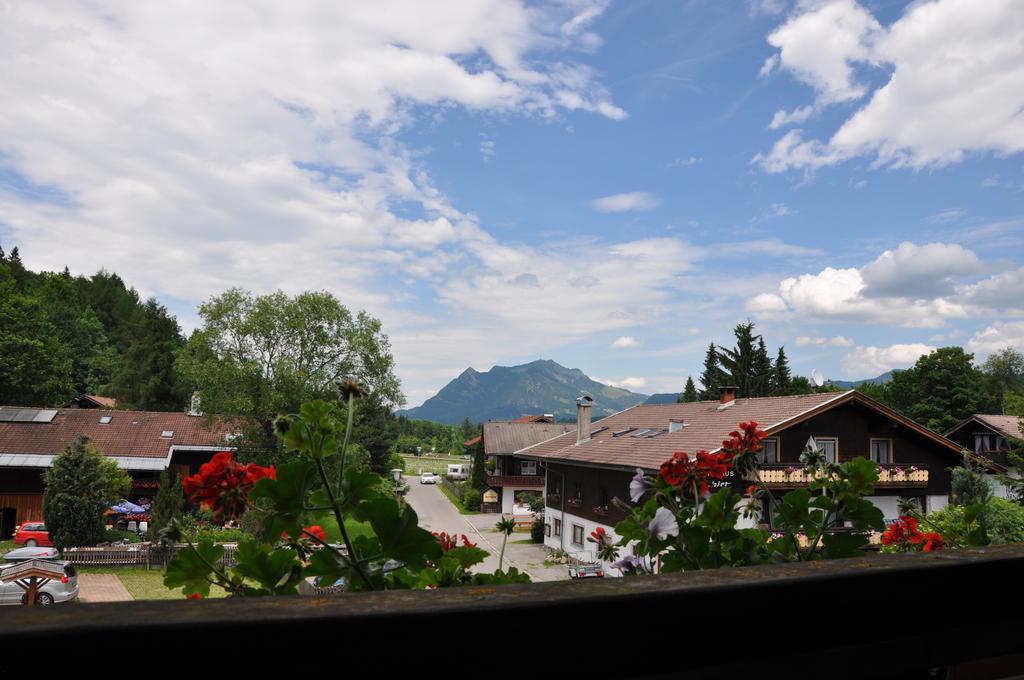Hotel Landhaus Schmid Fischen im Allgaeu Rum bild